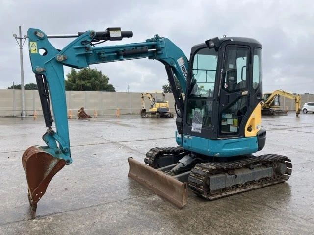 Сегодня купили в Японии, японский мини-экскаватор Kubota RX-406 2011г.в. 1246м/ч..