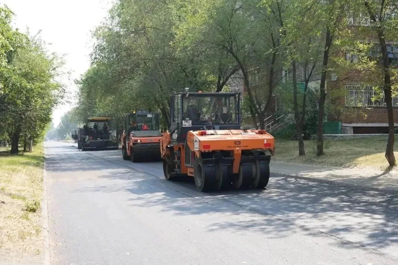 В Бийске ведется обновление трех улиц в рамках нацпроекта
В Бийске продолжается ремонт улиц в рамках