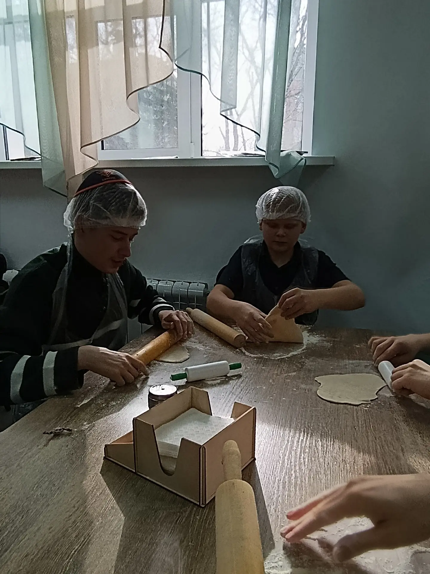 В нашей школе ЧОУ «Ор Авнер»празднование Песаха 30 марта стало настоящим событием для д...