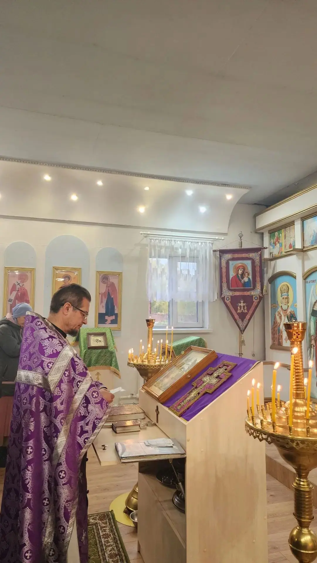Воскресная служба в храме