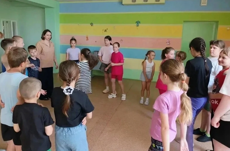 Сегодня, клиническим психологом Каюковой Т.Г., проведено занятие  в летнем лагере на базе ООШ р.п. Т