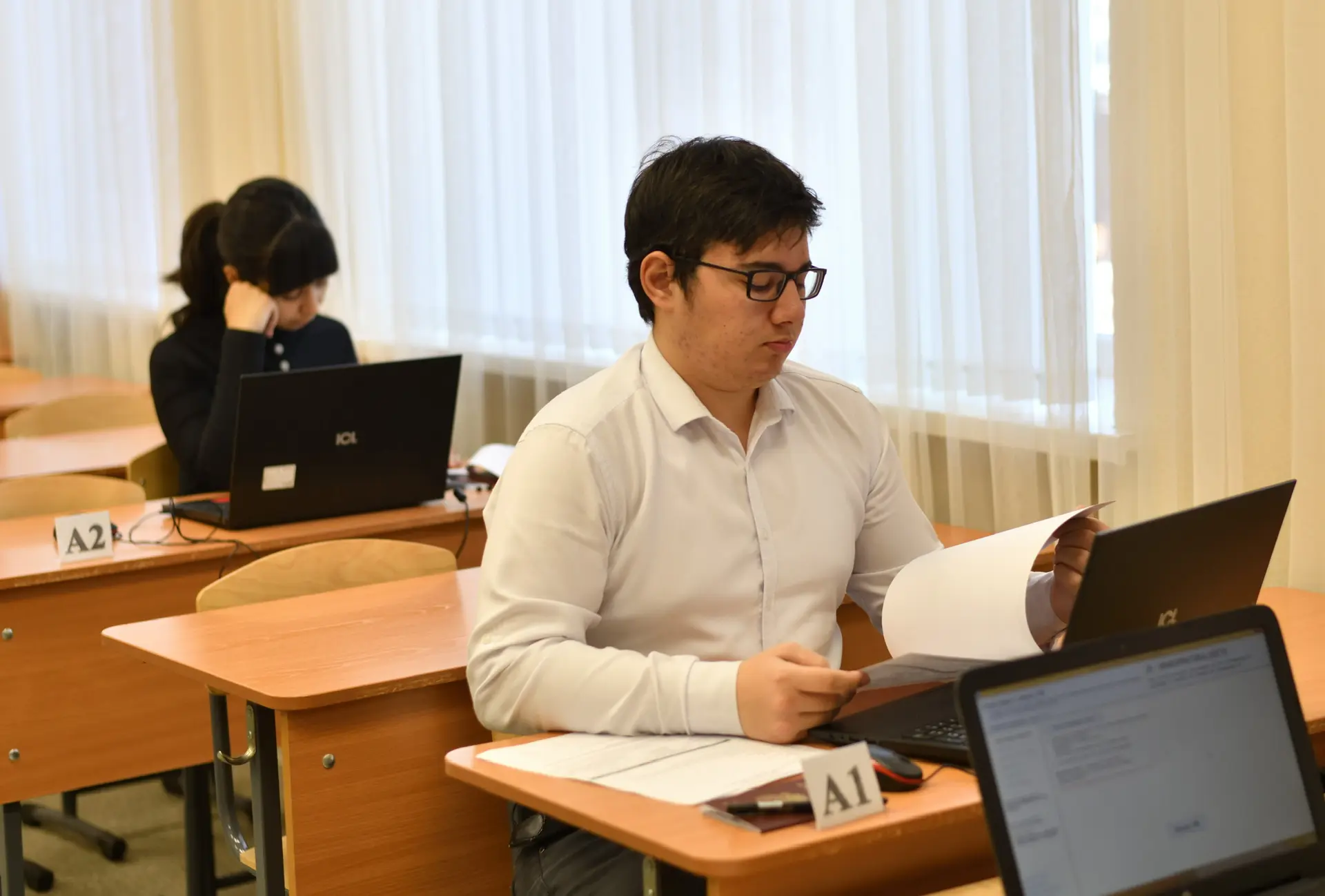 В столице Адыгеи прошла тренировка для подготовки к ЕГЭ по информатике  Сегодня 84 учащихся 11 класс