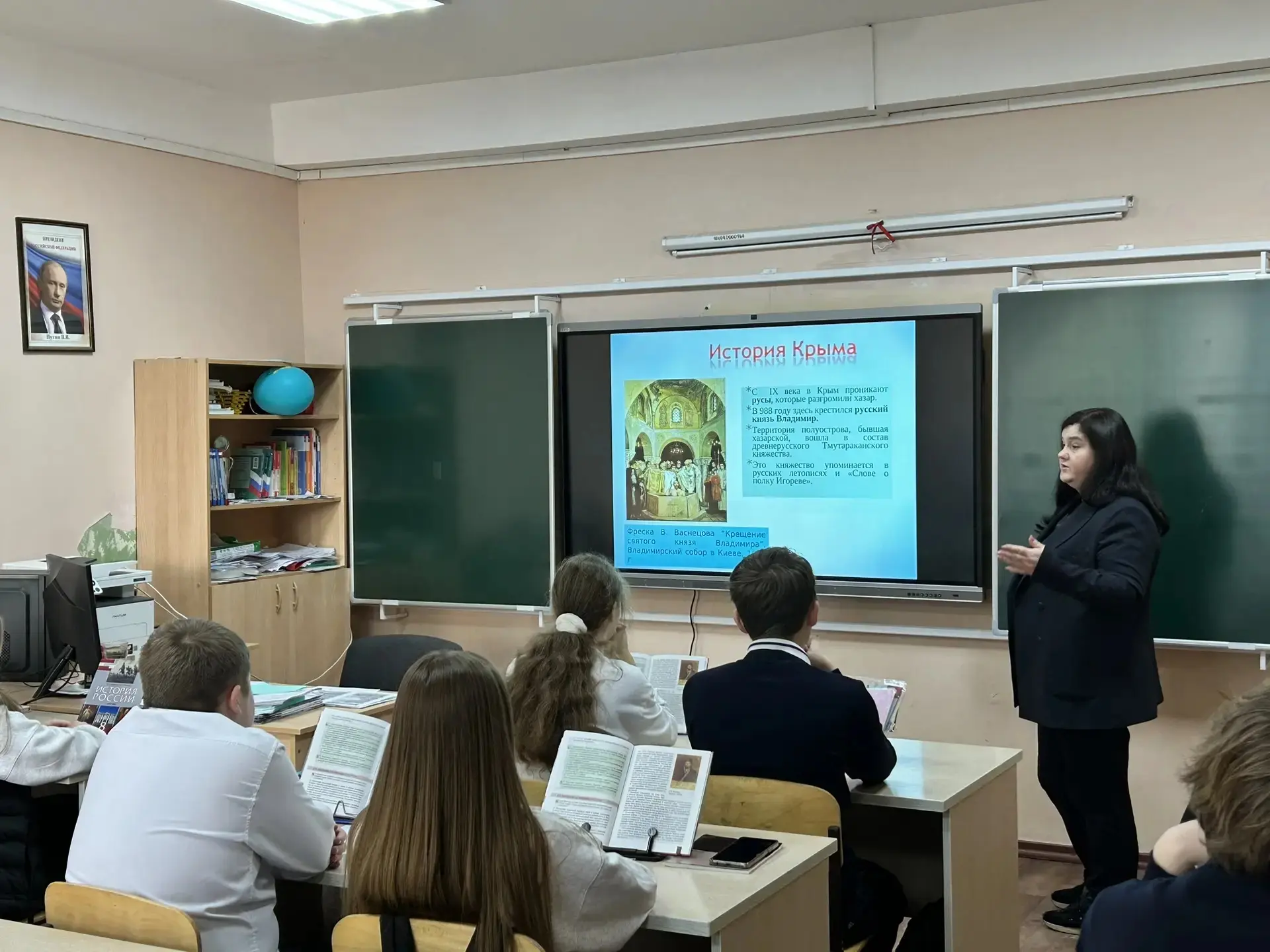 🇷🇺 Крымская весна: 12 лет в родной гавани!  Сегодня, 18 марта, мы отмечаем особенную дату в новейшей