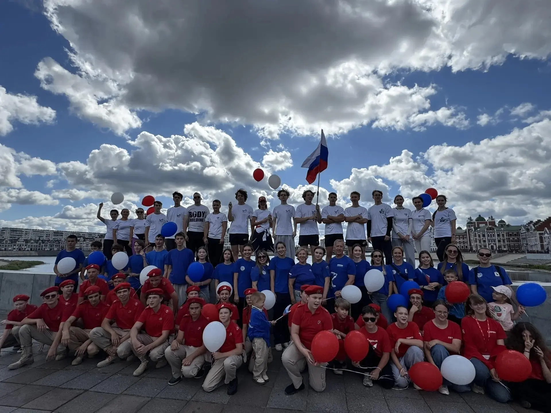 С Днём Государственного флага Российской Федерации