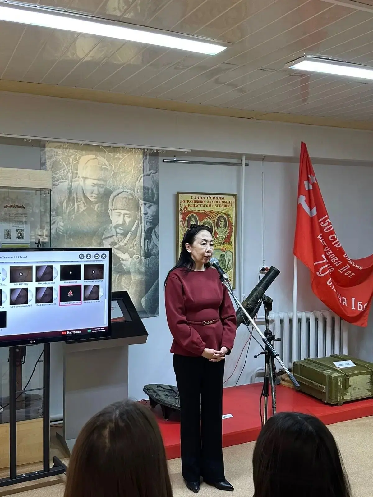6 мая, в преддверии Великого праздника Победы, ученики 8в класса стали участниками исто...