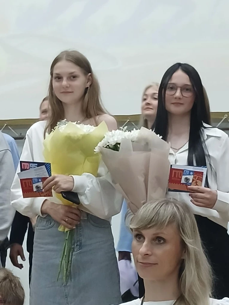 Сегодня, 07.08. наши выпускницы в торжественной обстановке получили серебряные значки Г...