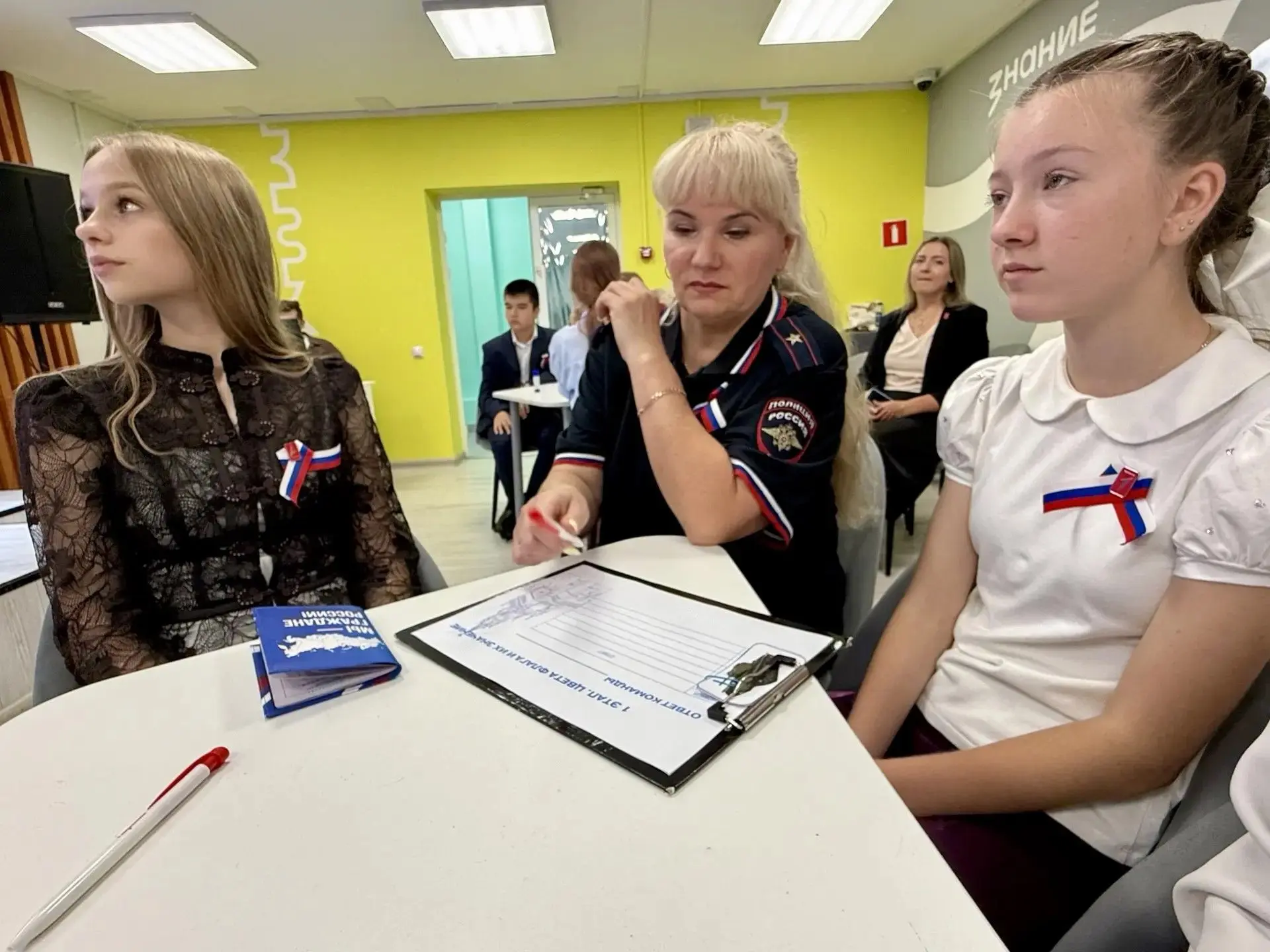 🇷🇺В преддверии Дня Государственного флага Российской Федерации сотрудники УМВД России...