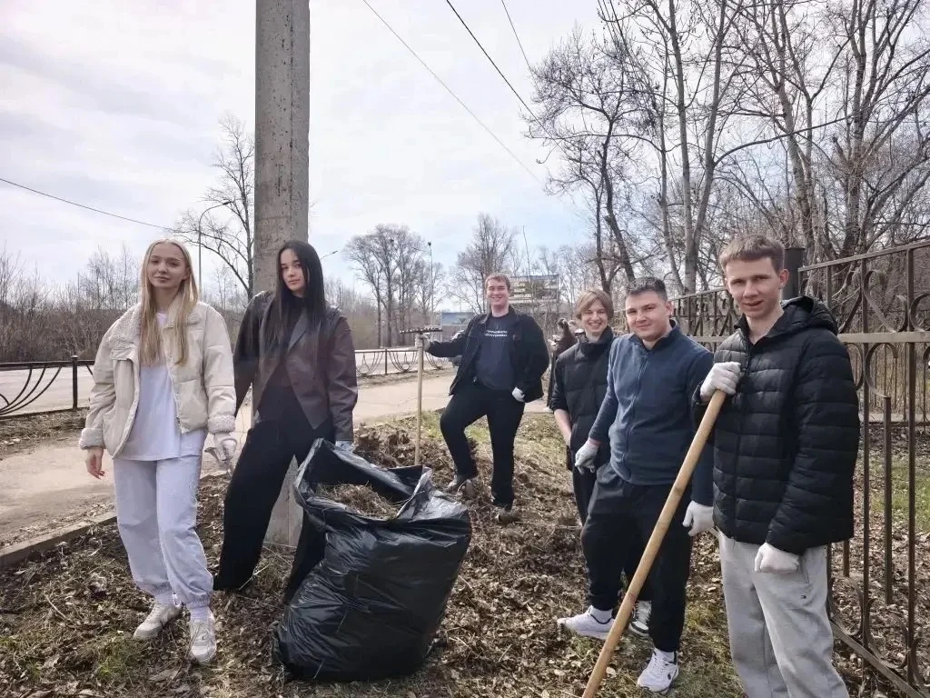 🍃Университетские субботники прошли в ПГУ им. Шолом-Алейхема  Что сделано: ✅ Территория вокруг корпус