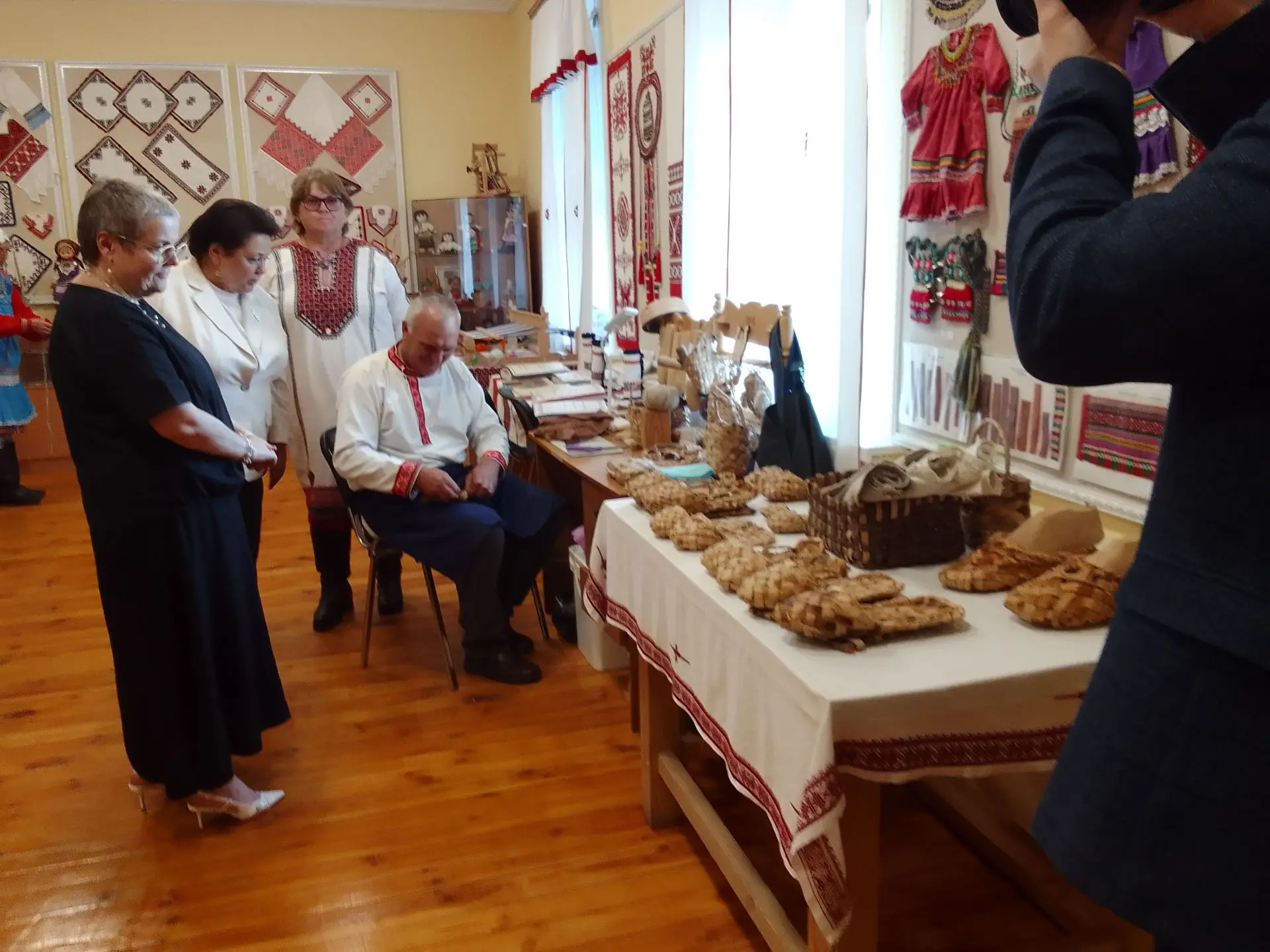 В гостях ЦНК Председатель Херсонской областной Думы, ректор Херсонского государственног...