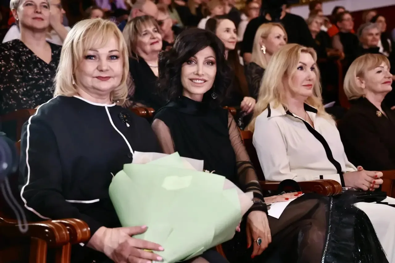 Челябинские випы стали моделями проекта «Платье города-2026»