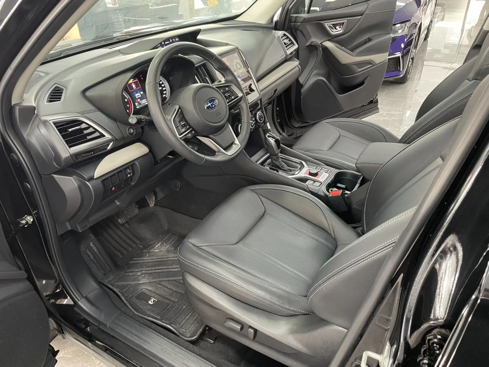 ✅ В наличии на нашей стоянке в Китае   Subaru Forester 2022 год 27 000 км 2.0 бензин - 153 ЛС 4 WD ✅