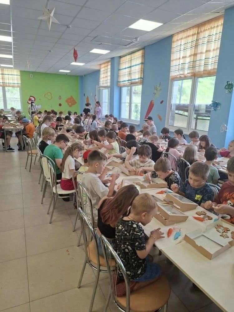 Сегодня в нашем лагере «Планета детства» ребята успели попробовать себя в самых разных ...
