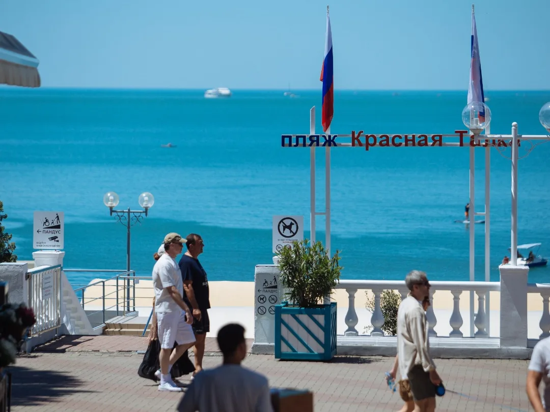Шум волн, ласковое солнце и полное отсутствие забот… 🌊 Пожалуй, это рецепт идеального отпуска!

М