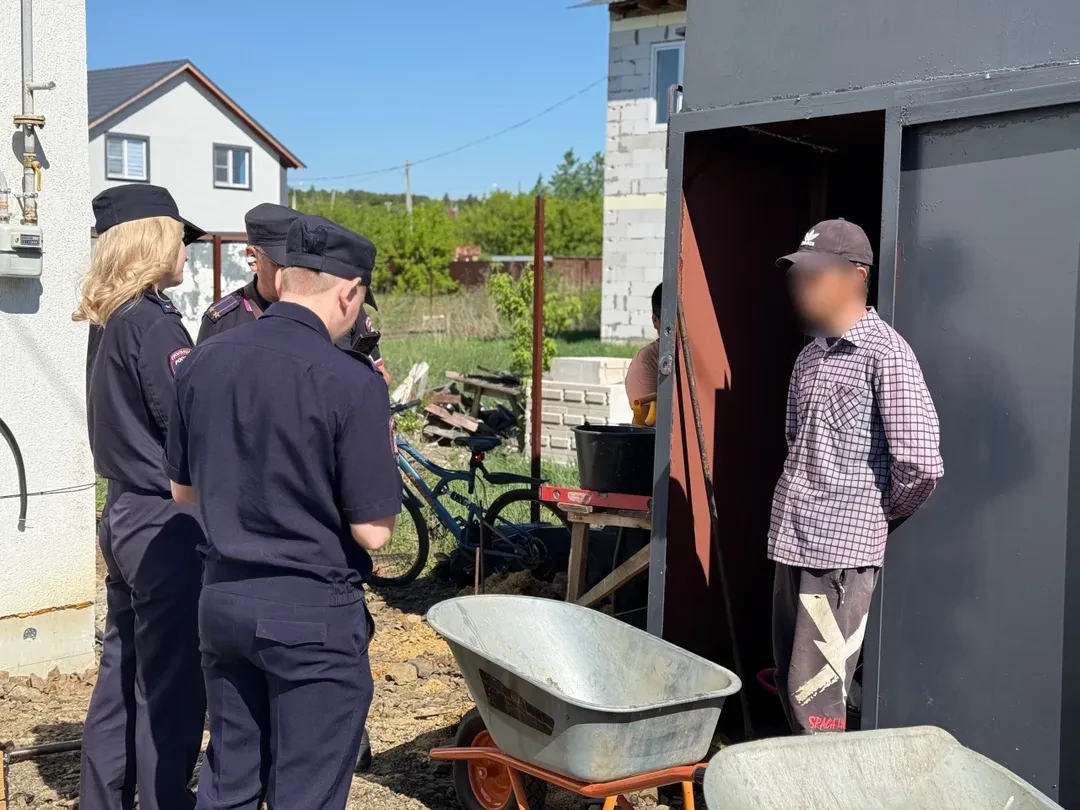 🚔 В Магнитогорске полиция провела рейд по местам проживания иностранцев  В Магнитогорске в рамках оп