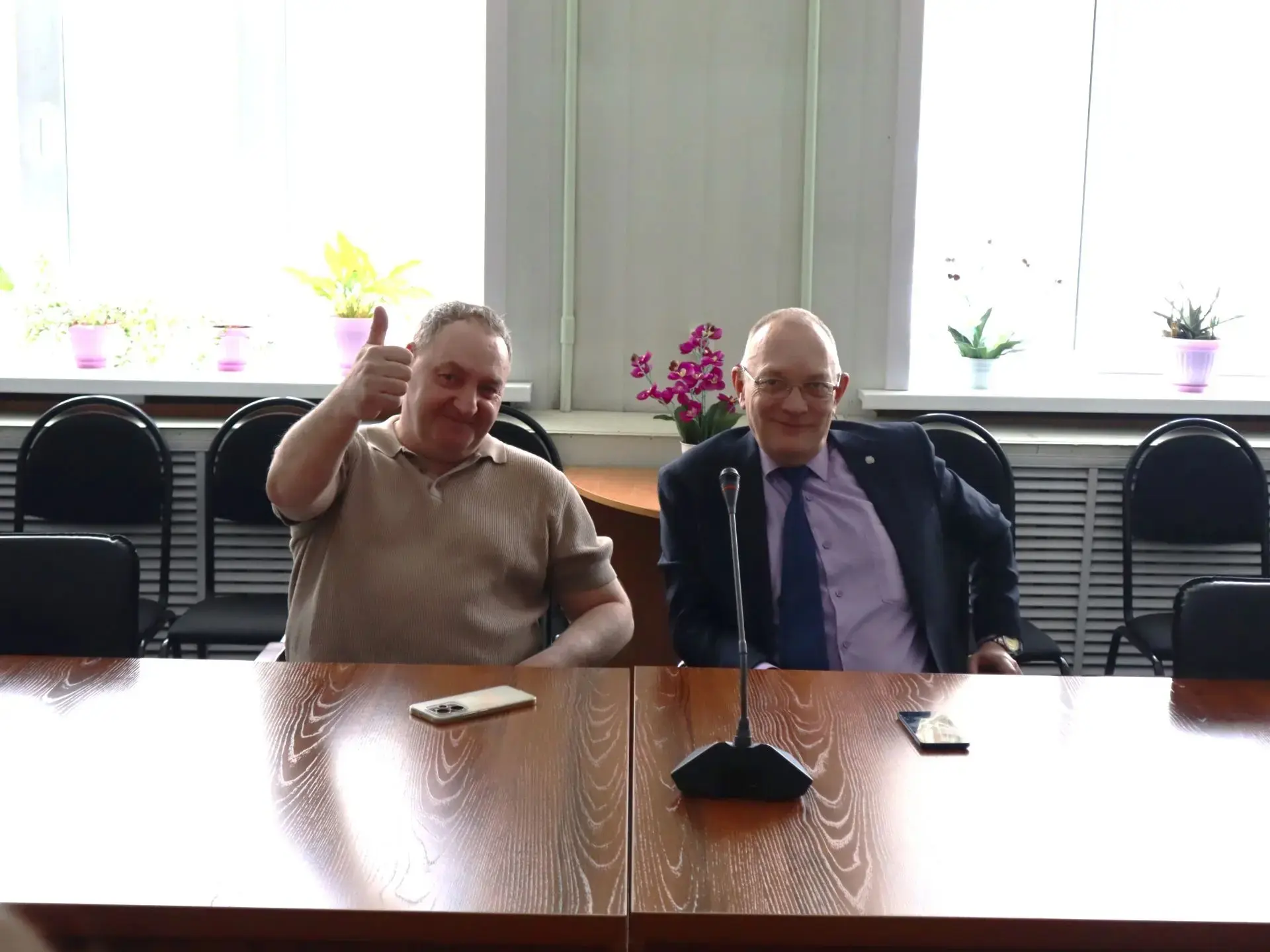🎉В этом году Единая дежурно-диспетчерская служба Нижнеилимского округа отмечает 20-летний юбилей. За