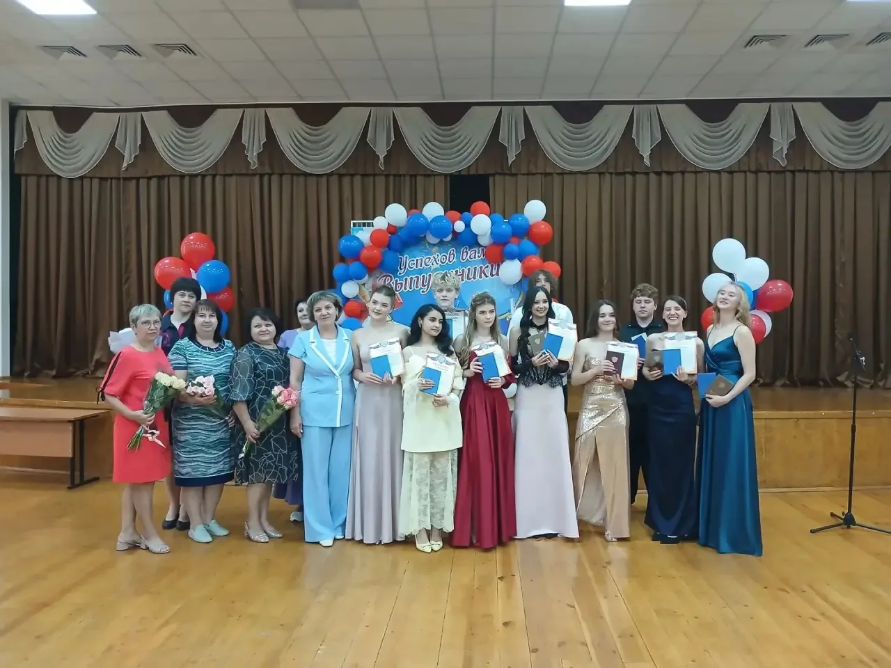 МИССИЯ "ШКОЛЬНИК" ВЫПОЛНЕНА🔥 

27 июня 2026 года прошёл выпускной вечер для обучающихся 11-го класс
