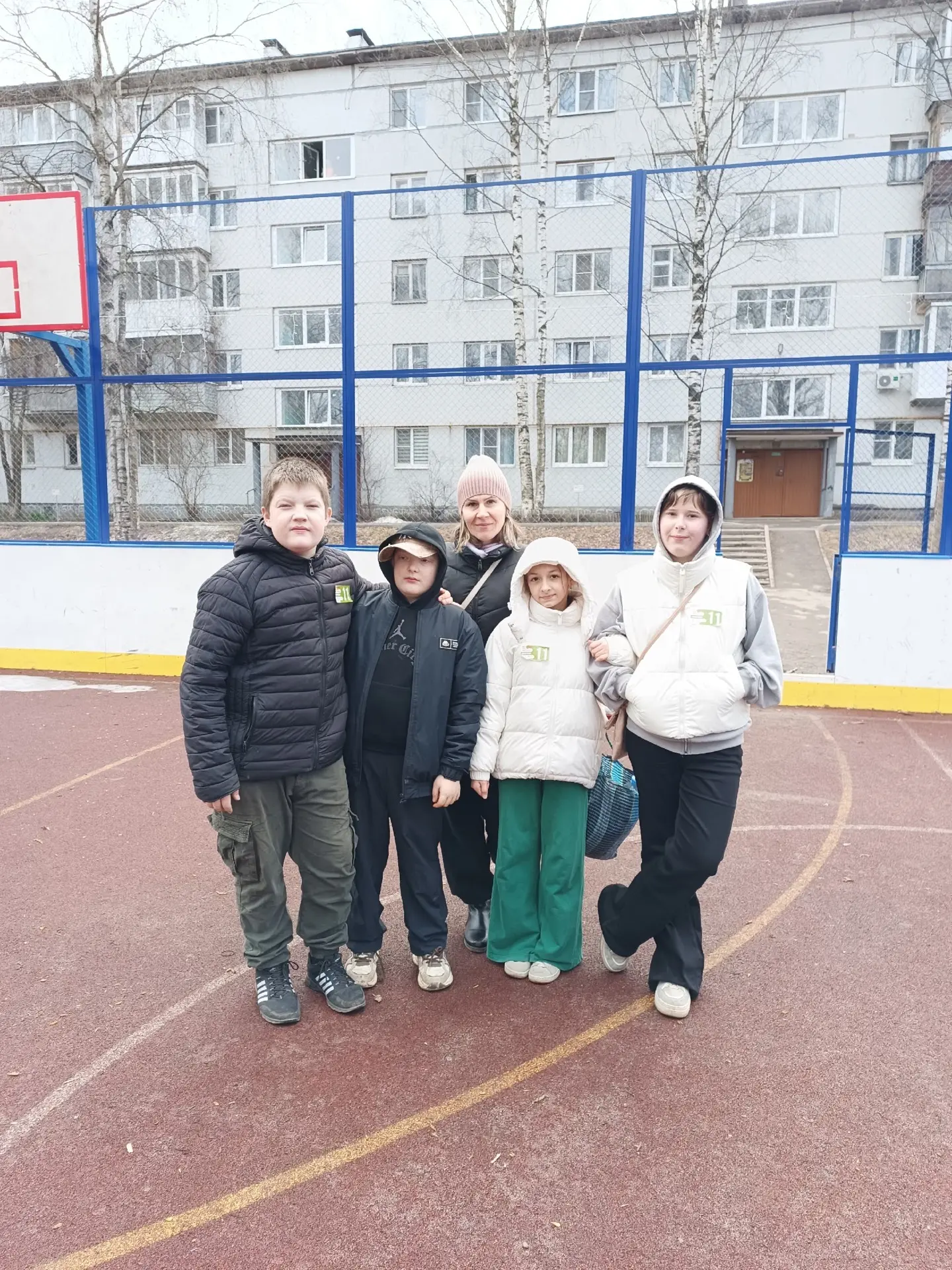#Школа22 #ЧистыеИгры  ЧИСТЫЕ ИГРЫ В ВОЛОГДЕ: 21 ПЛОЩАДКА, ОДНА ЦЕЛЬ — ЧИСТЫЙ ГОРОД! 🌿  Сегодня весь 