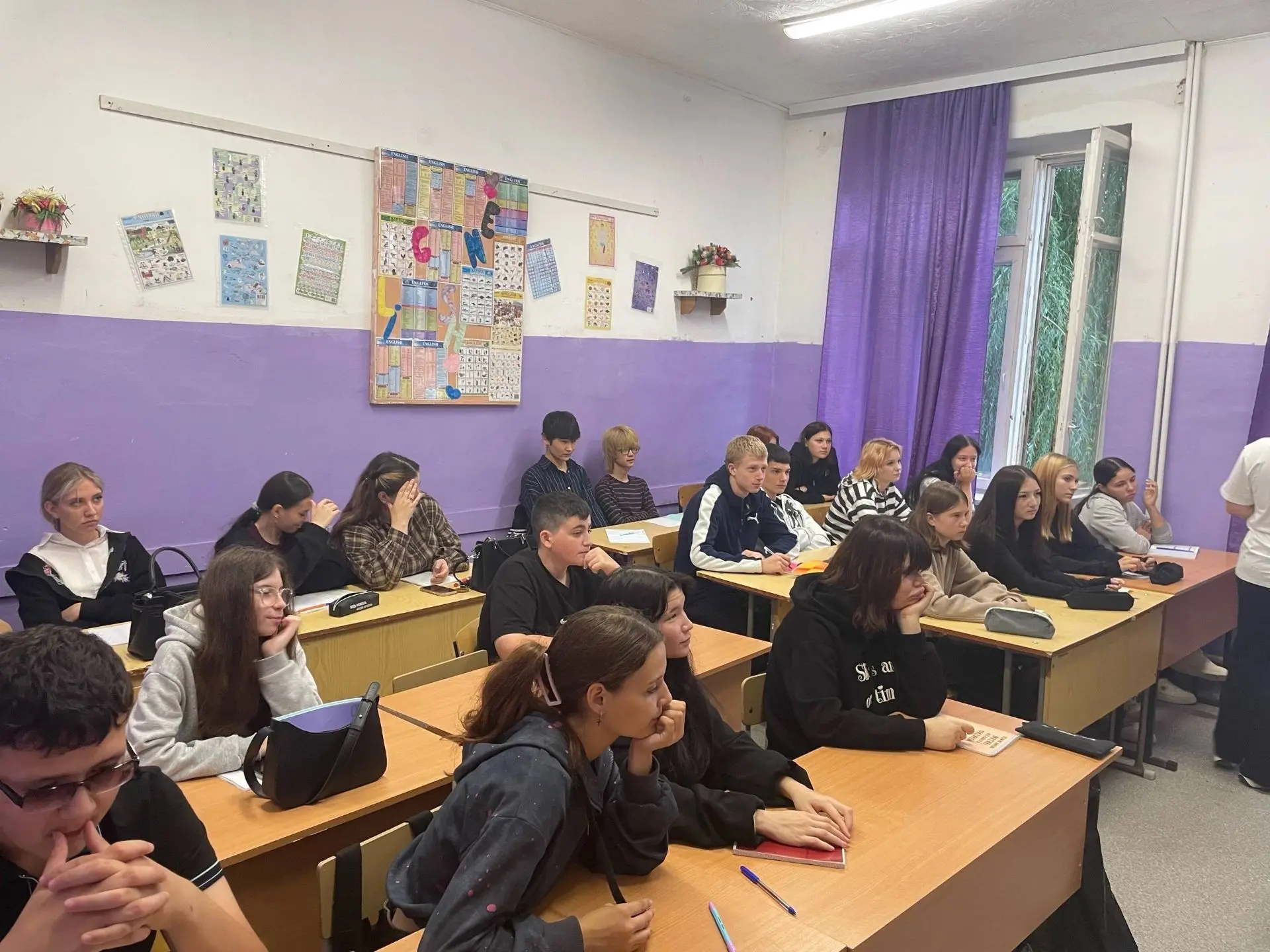 Исполняющий обязанности председателя студенческого совета нашего филиала, совместно с о...
