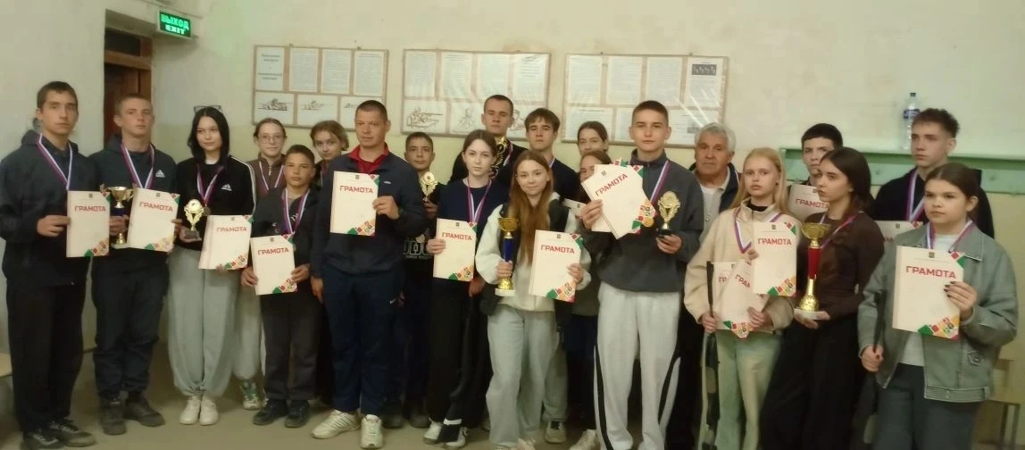 🏆 Меткий выстрел в честь Великой Победы  ✅ 5 мая на базе Глубокинской школы № 32 прошли традиционные