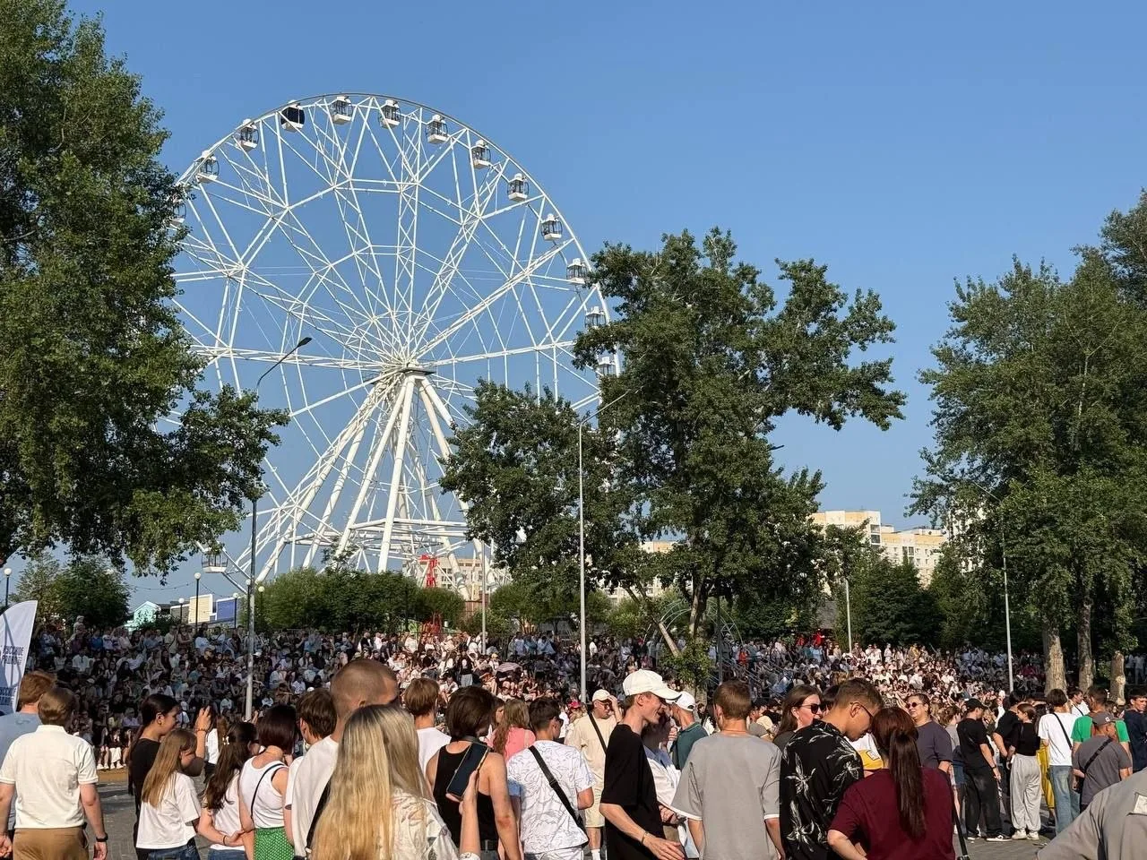 🎡Программа выходных в парке "Вокруг света" (0+)⬇️

С 31 июля по 2 августа на Зеленом острове омичей
