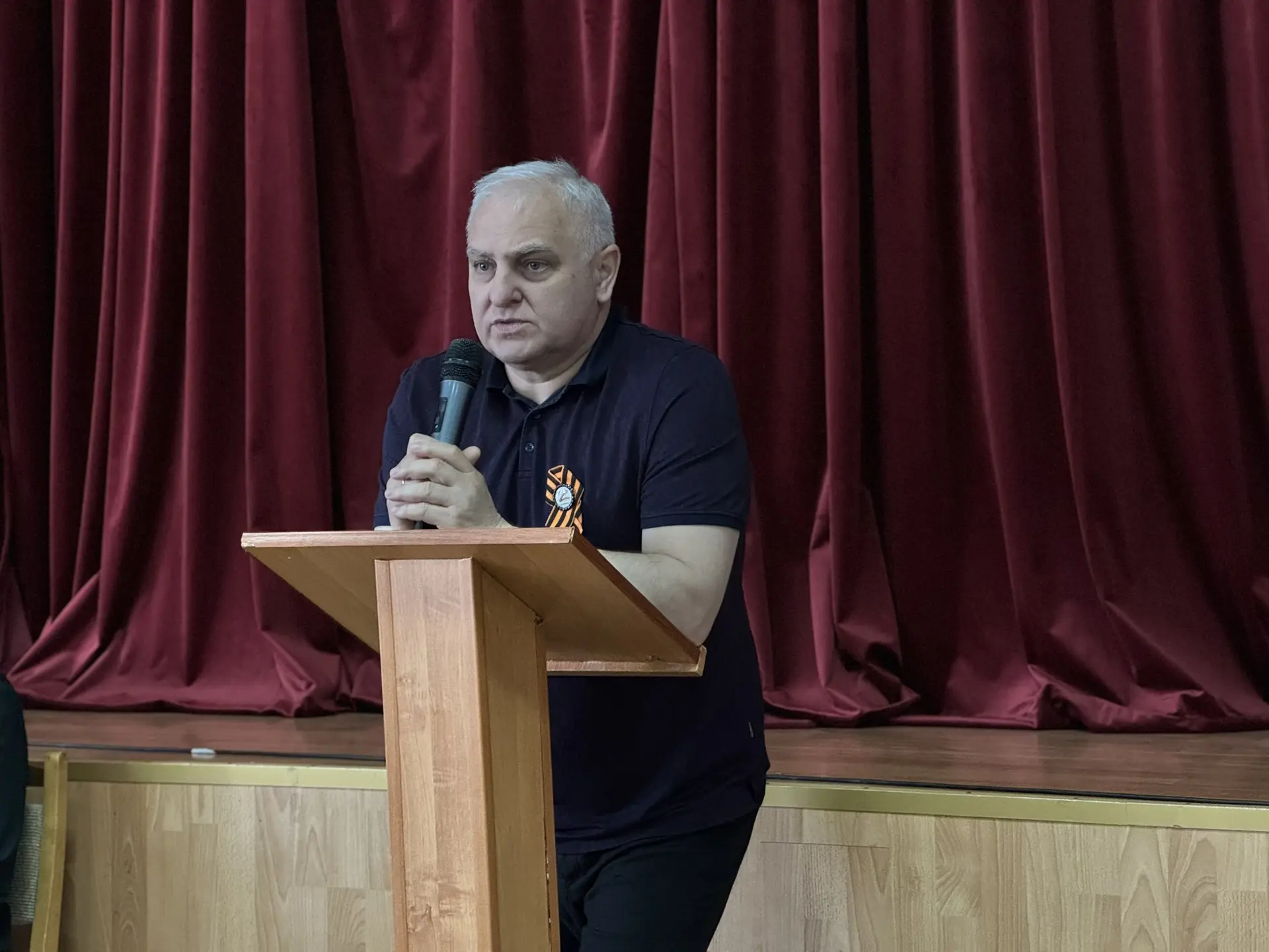 🗓️ В средней школе №18 состоялась важная встреча для обучающихся 8-11 классов, организованная с цель