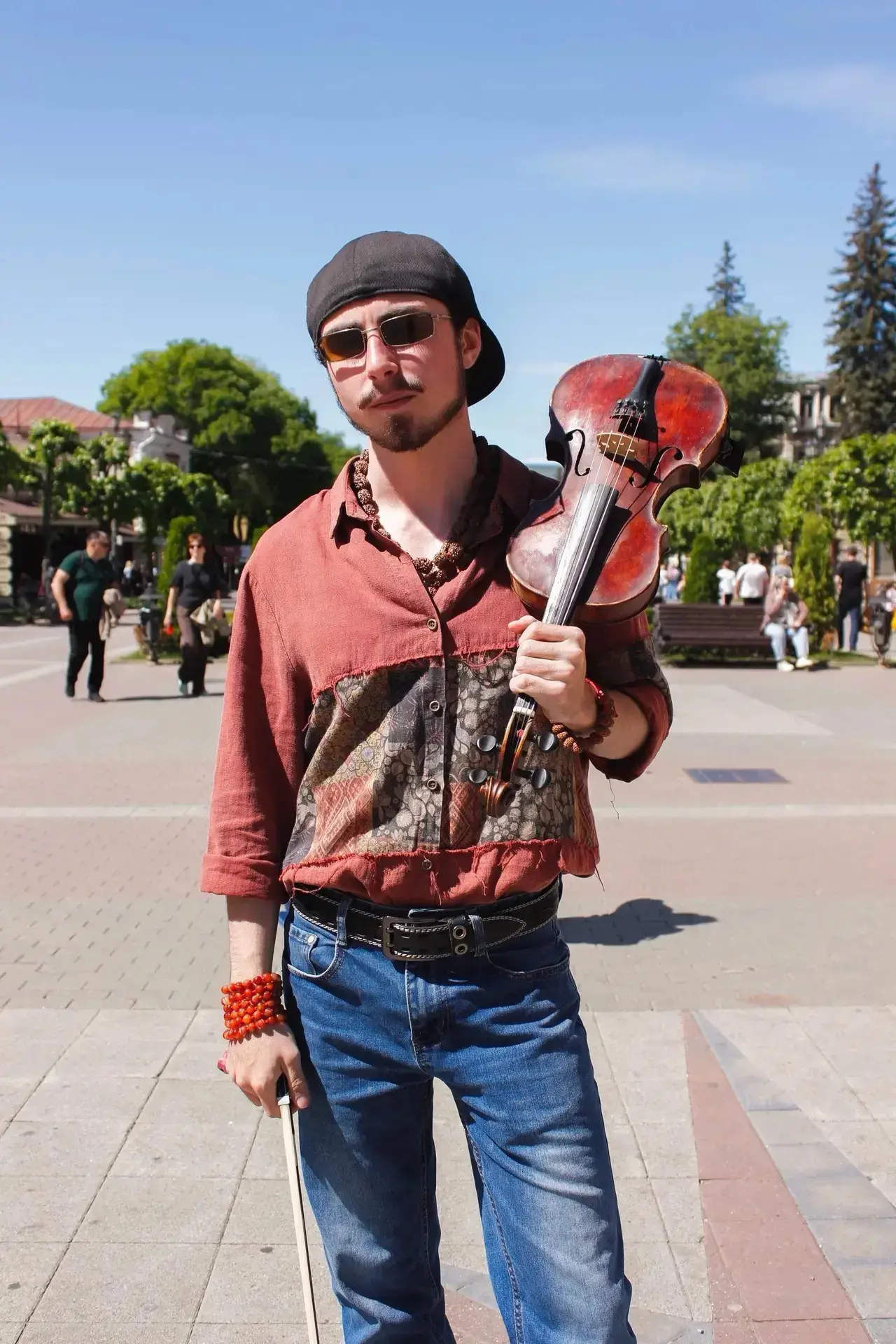 🎶 6 и 7 июня в Кисловодске впервые пройдет фестиваль уличных артистов «Музыкальный тер...