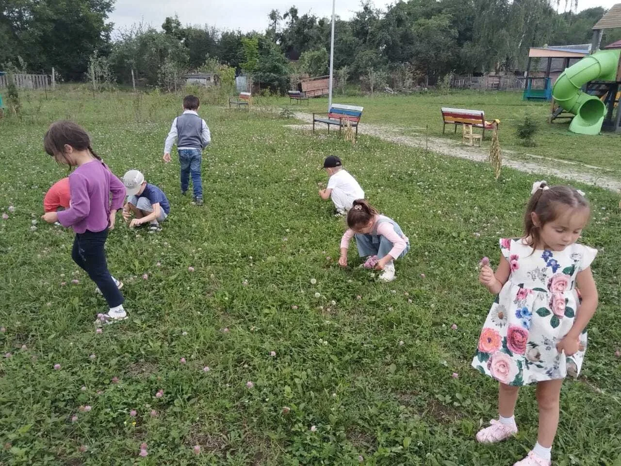 Подвижные игры играют огромную роль в развитии ребёнка. 🏃🤸🤼Они не просто дают возмож...