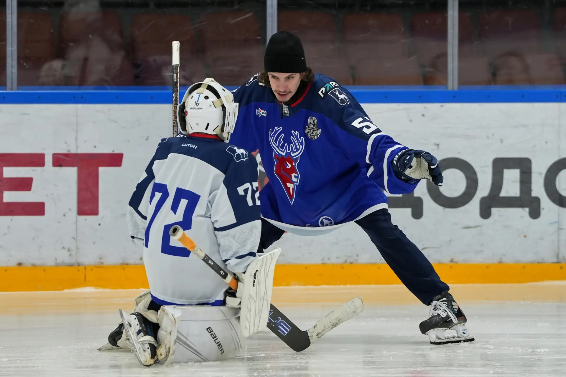 Звёзды хоккея — студенты Мининского университета 🏒  На льду встретились профессионалы и юные таланты