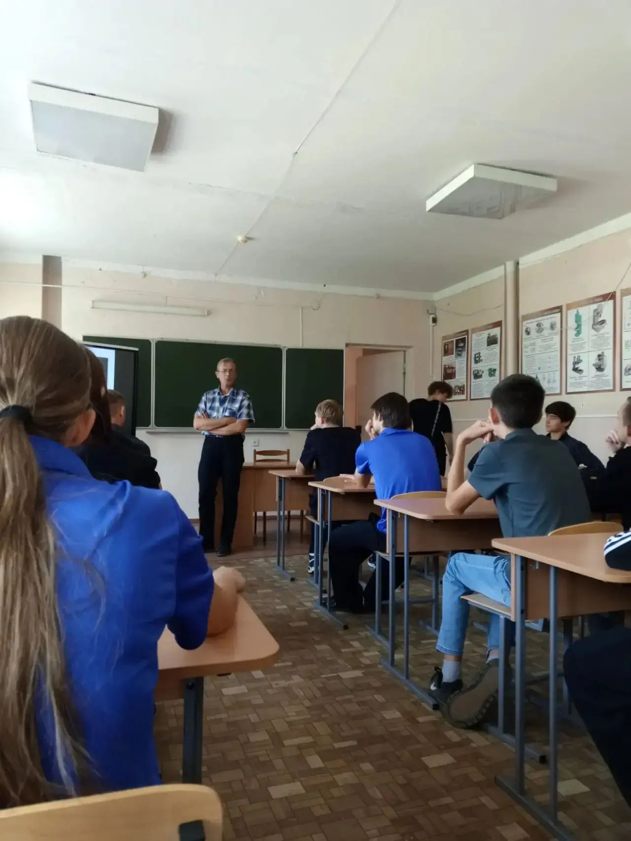 В день окончания второй мировой войны членами РВИО, преподавателями нашего техникума, б...