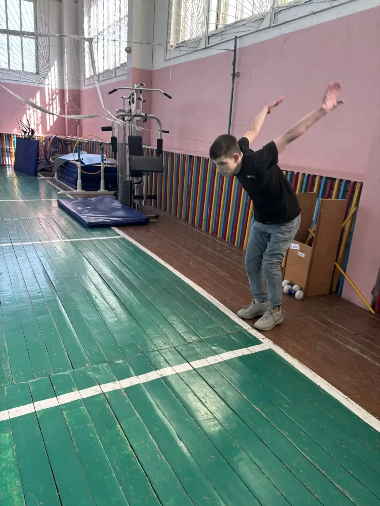 Президентские состязания прошли в нашей школе среди учащихся 1–9 классов. Это ежегодные...