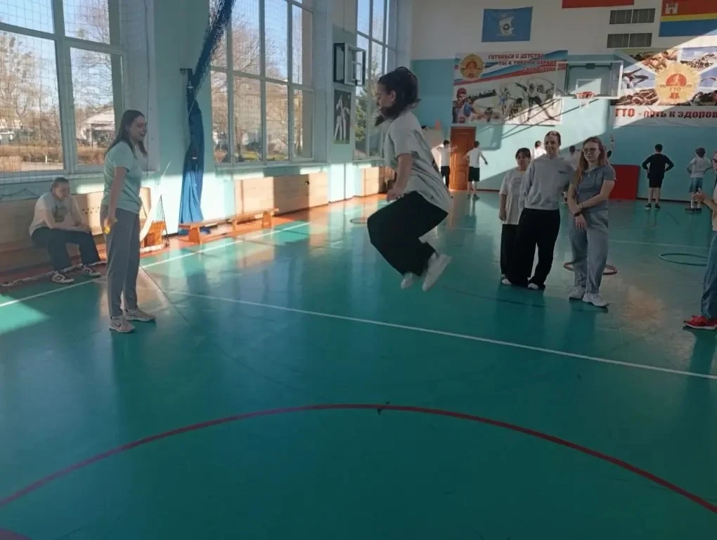 🌟 Всемирный день здоровья — отмечаем активно! 🌟  В нашей школе с 6 по 10 апреля проходят «Весёлые ст