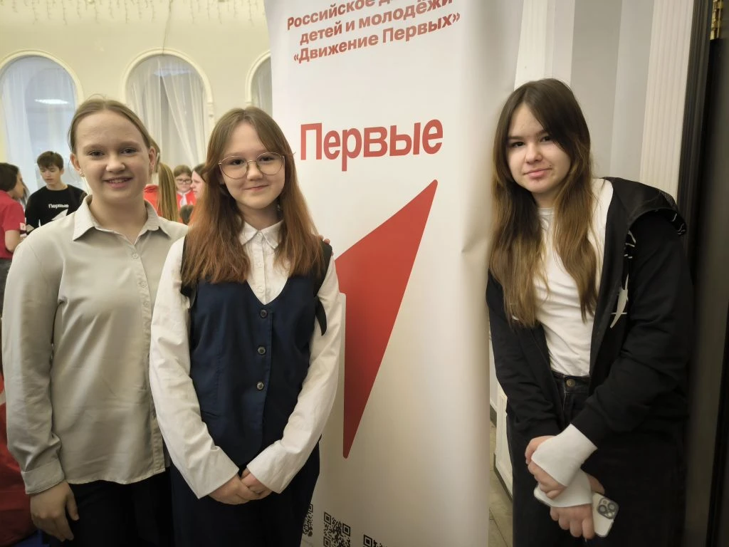 🎉Поздравляем наших Первопроходцев: Совет Первых занял призовое место на городском фестивале! 🥁Уважае