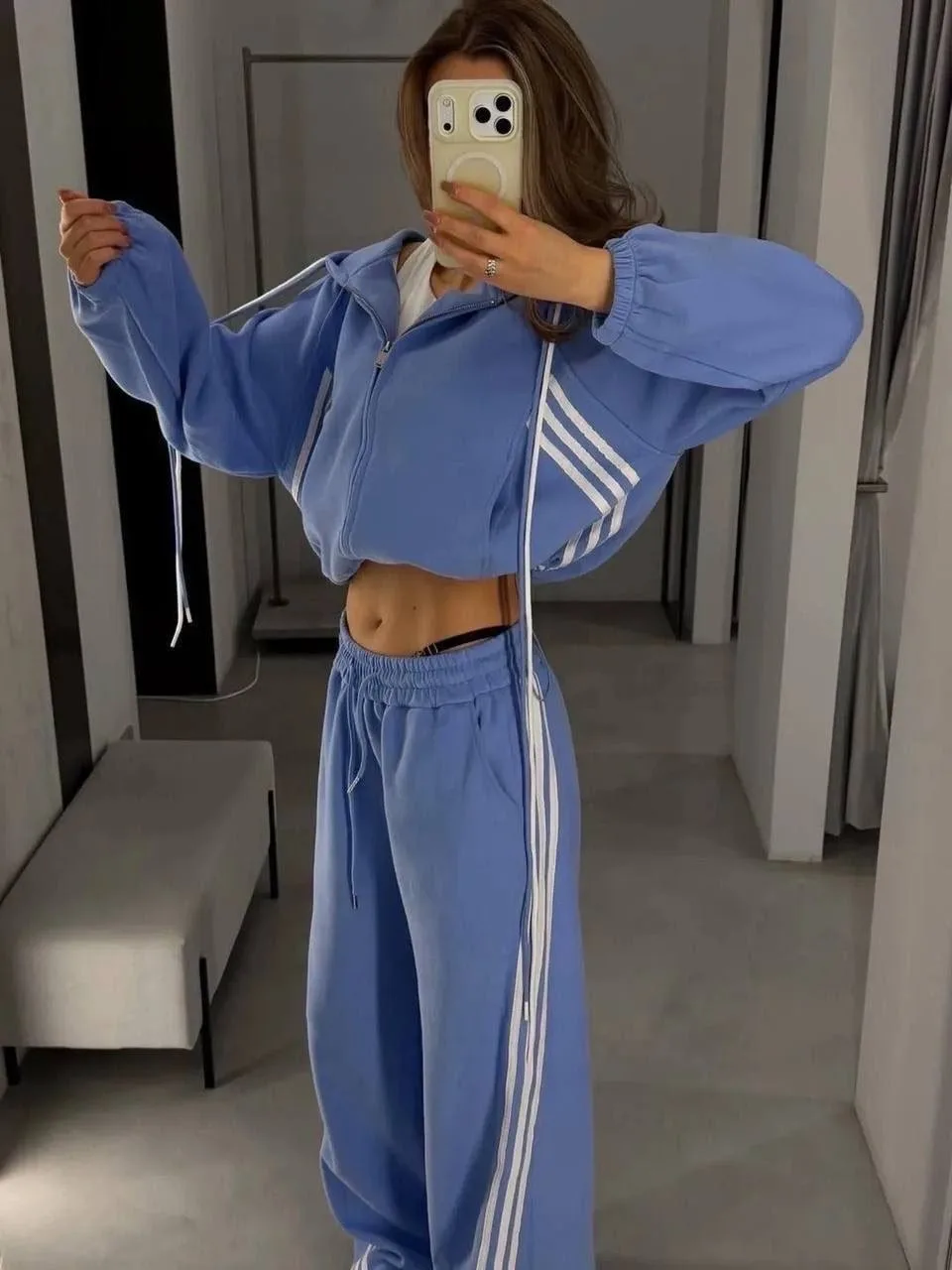 Спортивный костюм