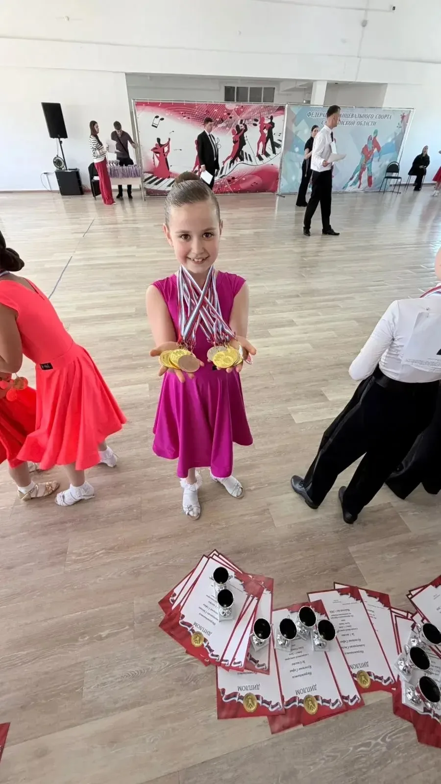 🌟🏆 Поздравляем нашу талантливую танцовщицу Кузнецову Софию с блестящими достижениями на Традиционном