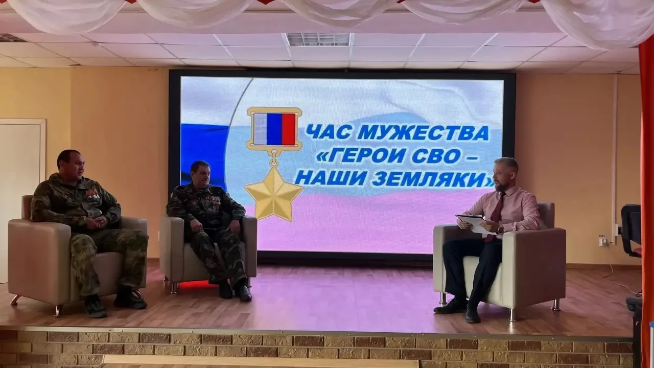 🎖 УРОК МУЖЕСТВА 🎖
☝Даже в летние каникулы, в нашей школе не останавливается работа по патриотическ