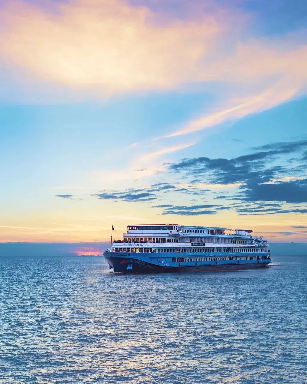 🌟 Морские и речные круизы — откройте для себя новые горизонты!

🛳 Погрузитесь в удивительный мир п