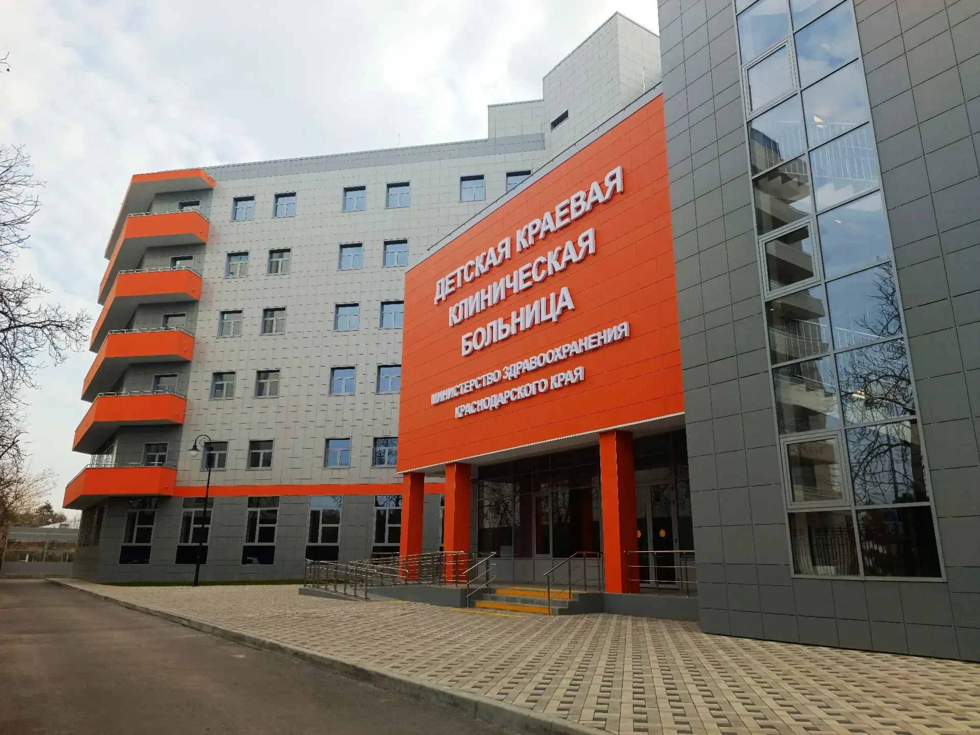 В детской краевой больнице с начала года высокотехнологичную помощь получили более 650 ...