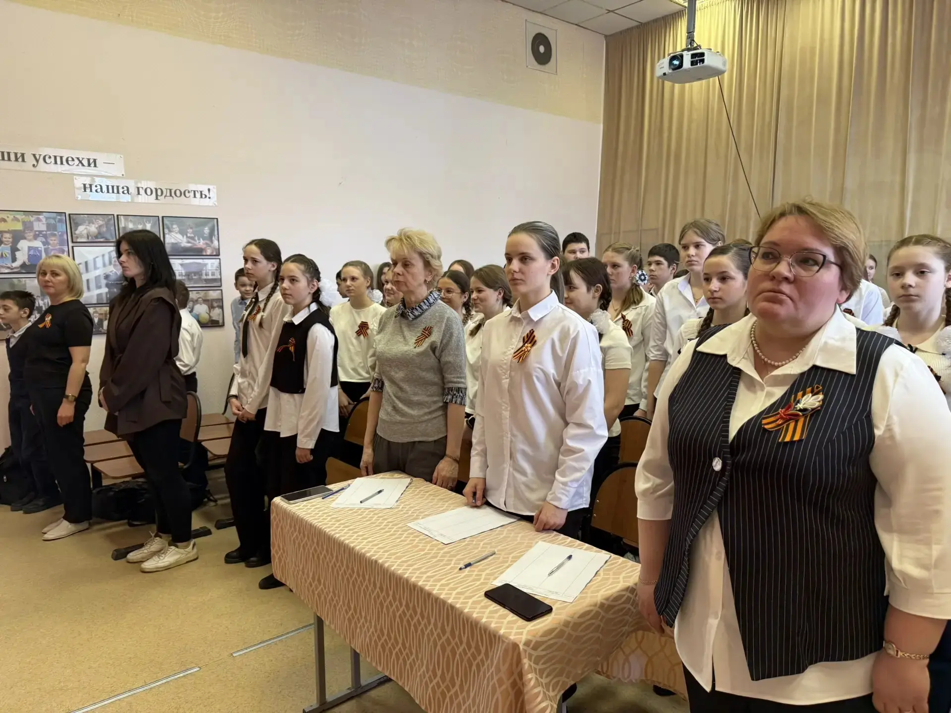 28-29 апреля в МОУ СОШ 29 корпус 2 прошел фестиваль патриотической песни «Дорогами войны».  Много пе