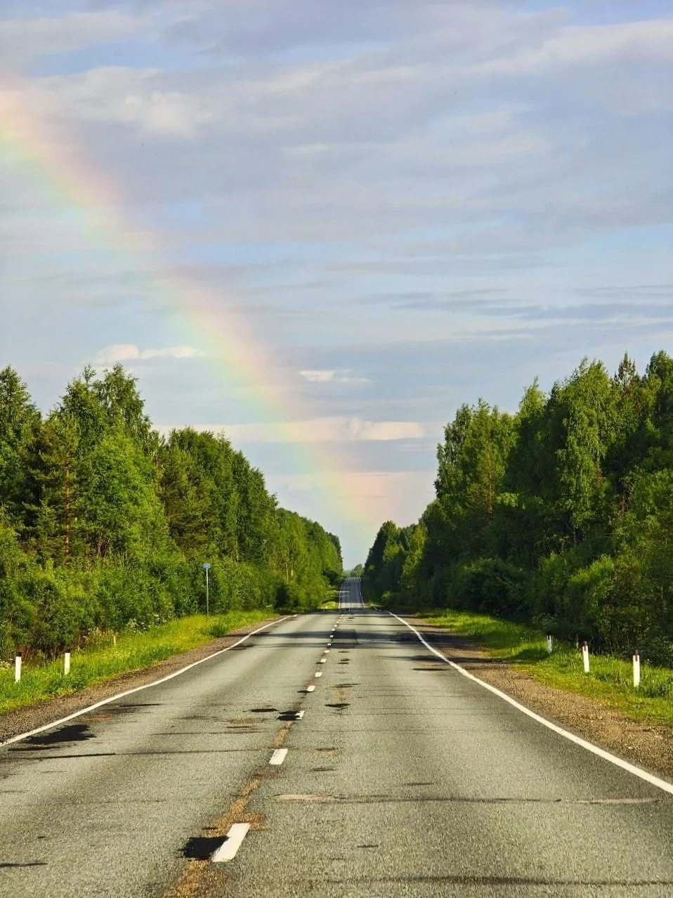 🌈 Радуга на полосе осадков из растущей зоны наковальни грозы над головой, которую не здесь не видно