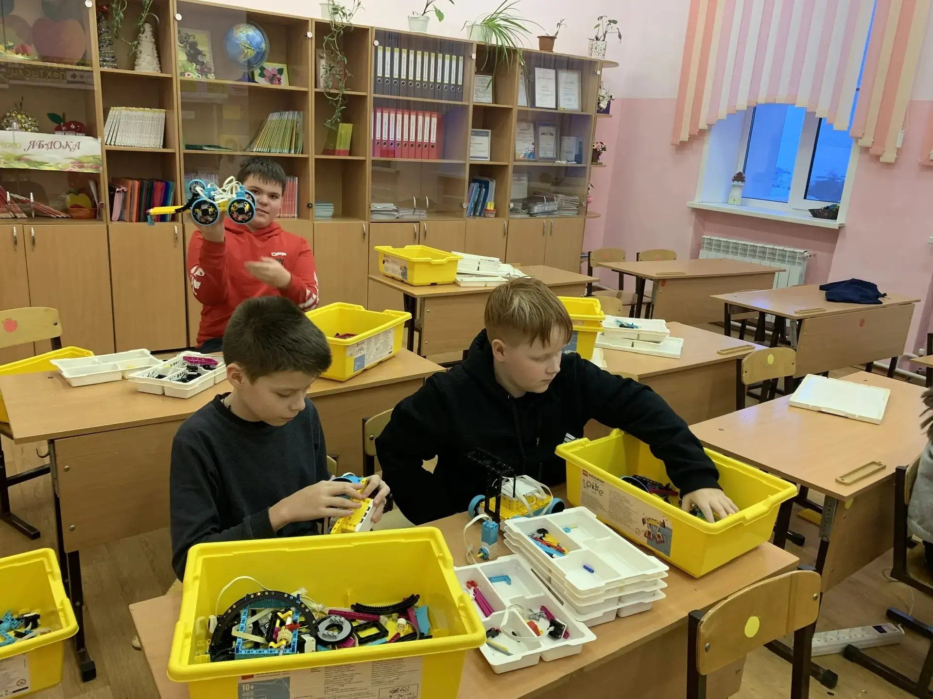 📢 26 февраля в #МБОУСпасскаясредняяшкола начал работать мобильный технопарк «Кванториу...