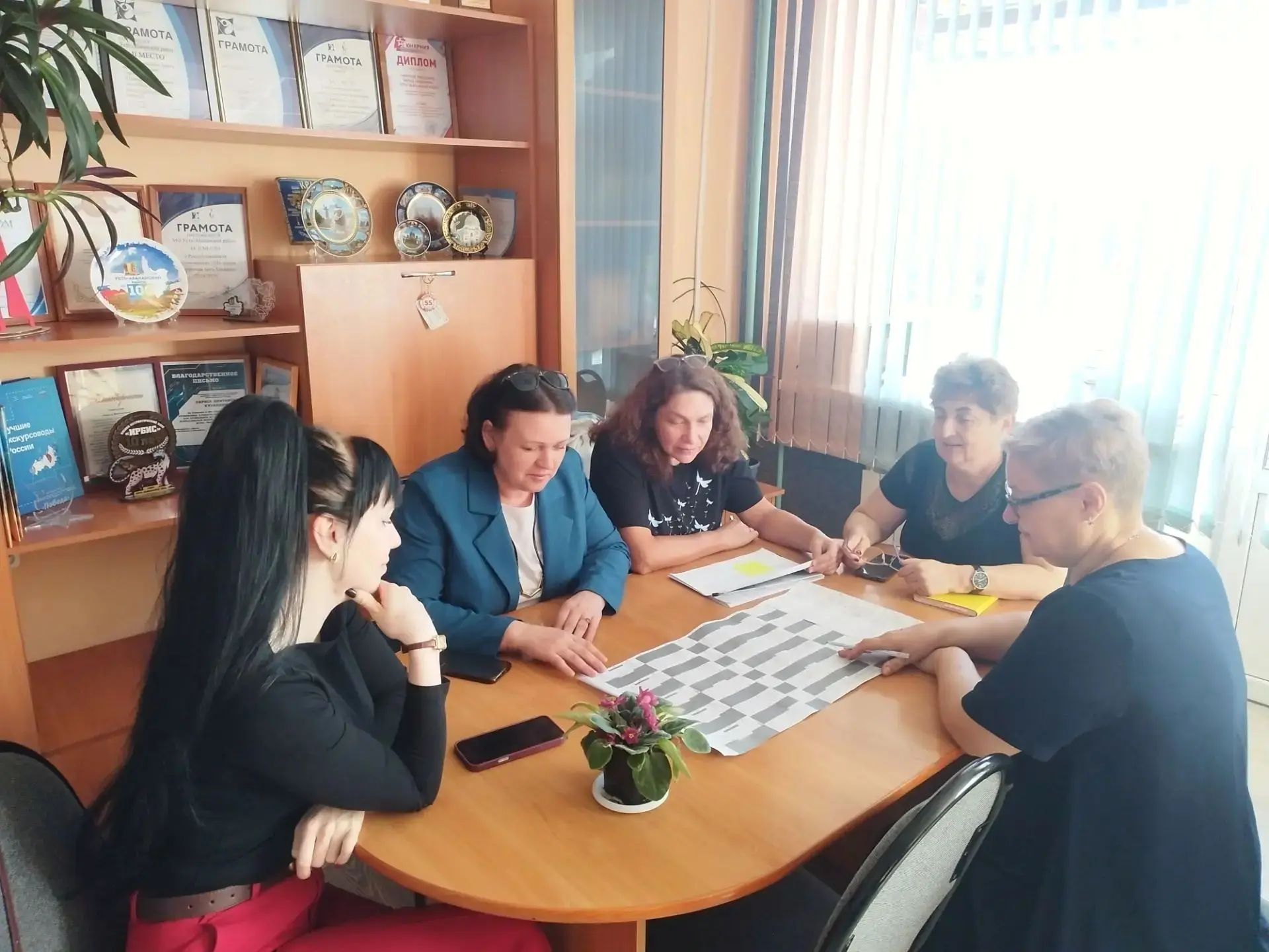 В кабинете руководителя Управления образования вчера состоялось заседание штаба по орга...