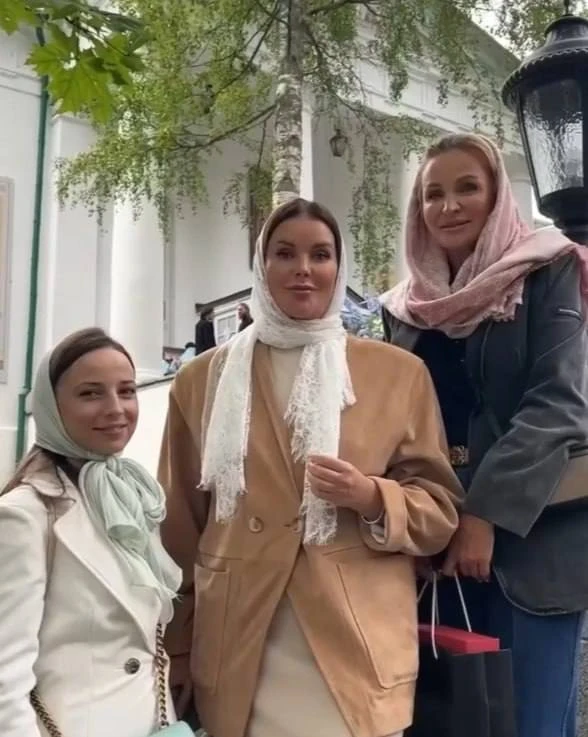 🙏 Оксана Фёдорова: Успение — праздник, который мы встречаем в Печорах