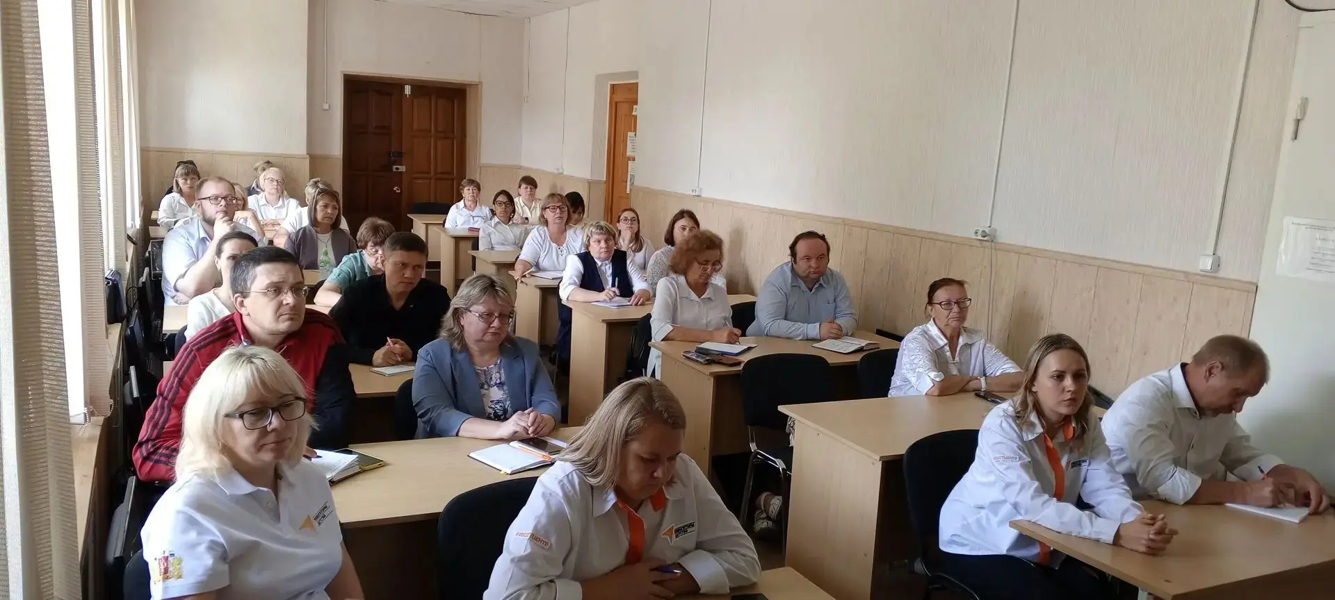 Система образования Артемовского муниципального округа сегодня активно участвует в обла...