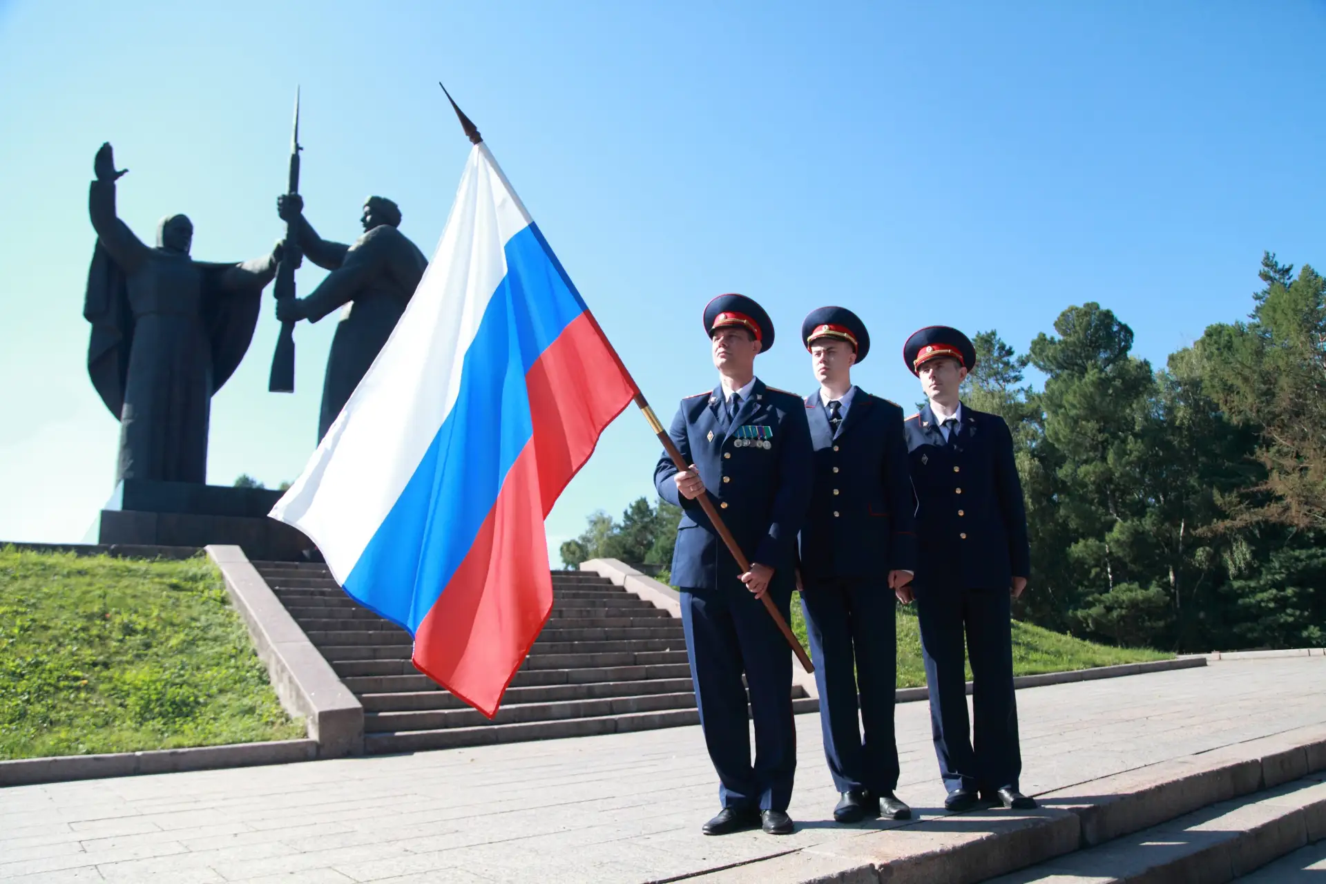 🇷🇺 Подробнее об участии офицеров ведомства в мероприятиях, посвященных Дню Государств...