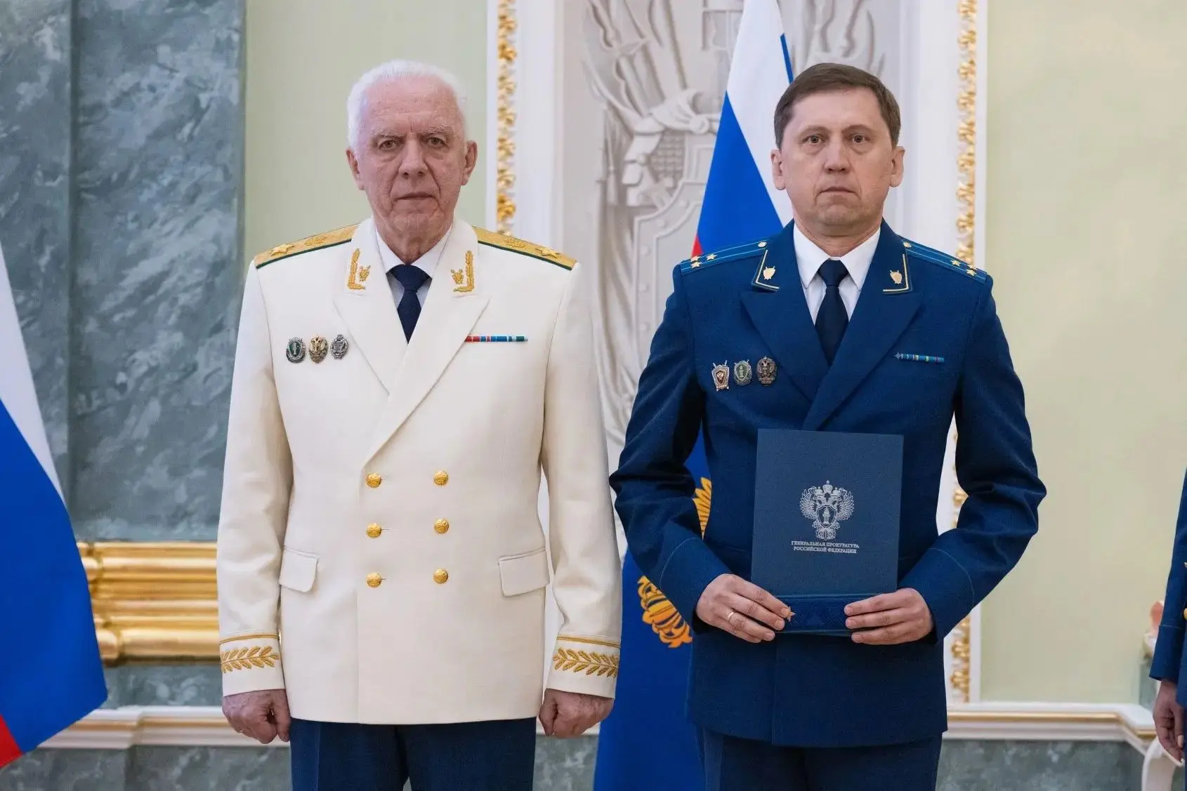 Первый заместитель прокурора Кировской области получил «генерала».
«В преддверии Дня России был прис