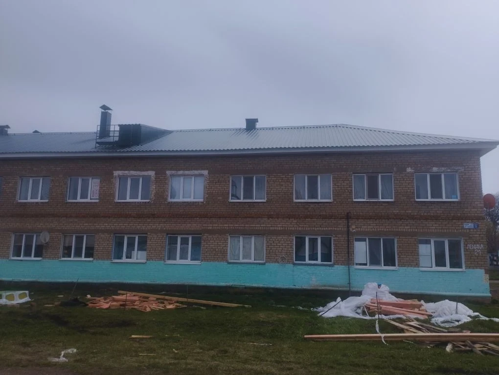 👷🏻‍♂️ Ремонт крыш в Большом Куганаке выходит на финишную прямую!