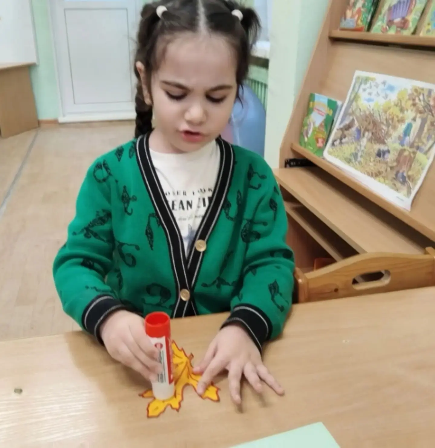 🍁 В этот замечательный осенний день наши ребята из группы «Непоседы» и «Гномики» погру...