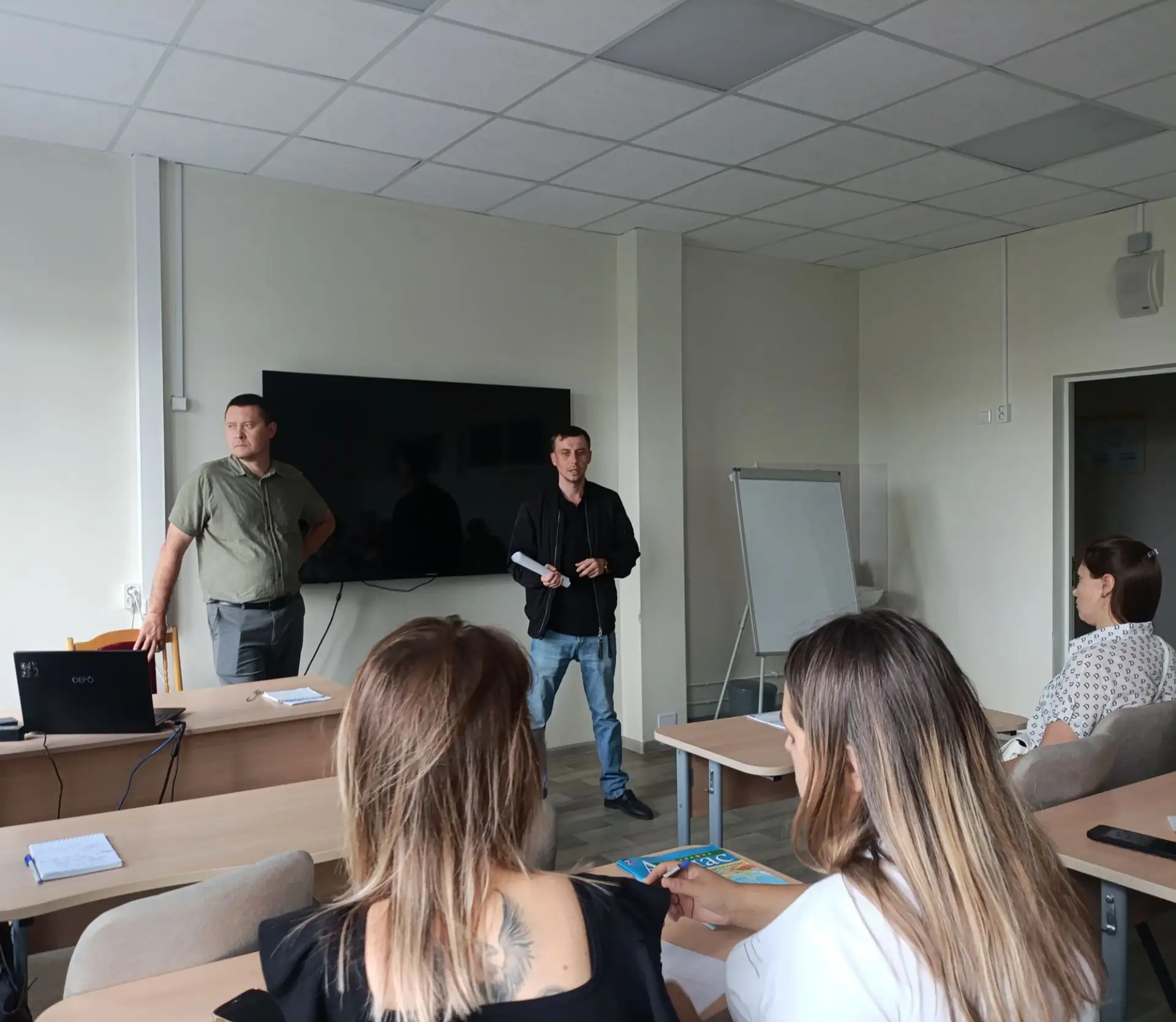 🚨 Внимание, родители! Полиция бьет тревогу: мошенники переключились на наших детей

Сегодня в стена