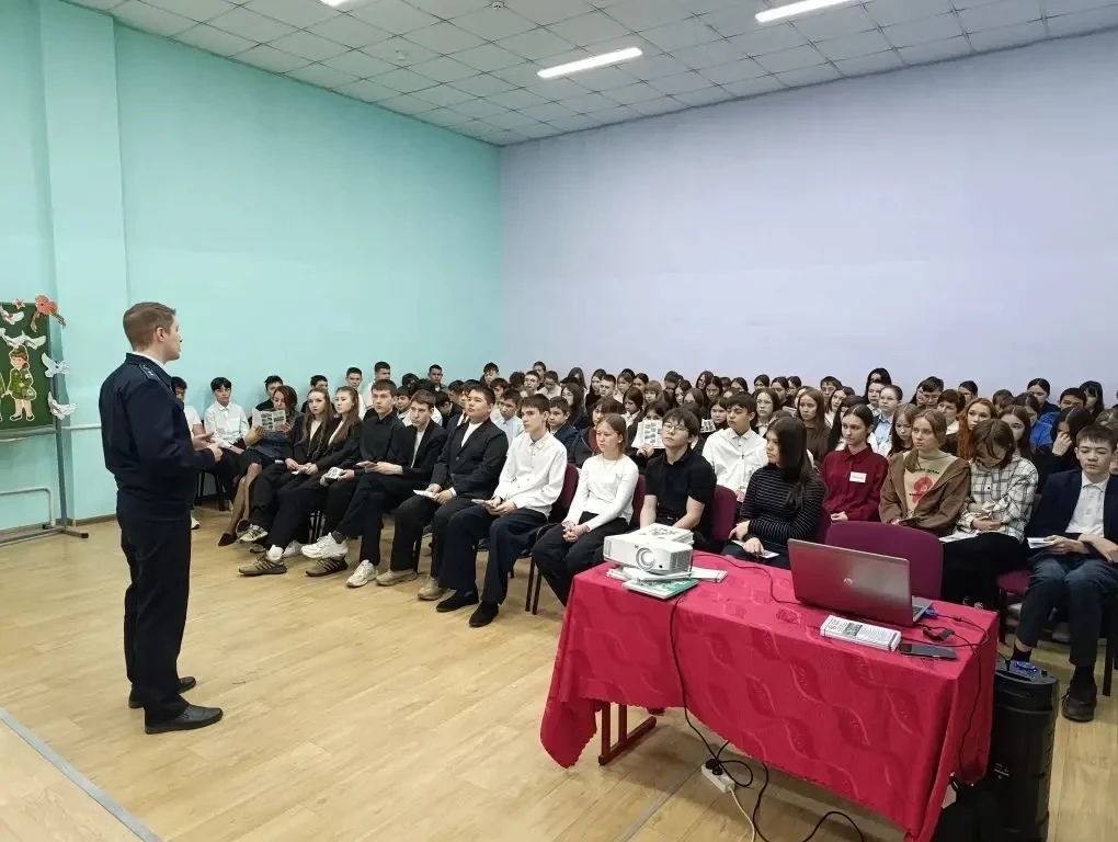 ПРОФОРИЕНТАЦИЯ В ИНЗЕРЕ  Сегодня в стенах МОБУ СОШ 1 с. Инзер состоялась профориентационная встреча 