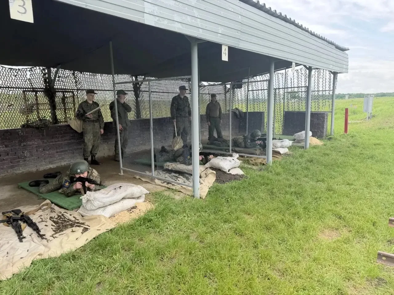 💫Практические занятия по огневой подготовке! 

🪖Курсанты военного учебного центра при Майкопском г